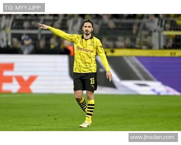 历届足球球星17号球员盘点及其精彩表现分析